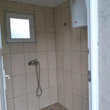 בית נופש Piramida Mjeseca *